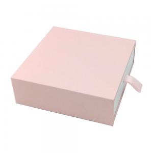 Quality VAC Tray Hard Gift Boxes CMYK 4C Offset Pink Magnetic Box for sale