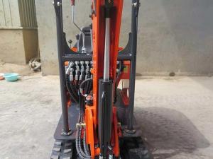 Quality mini digger CE/EPA/EURO 5 China wholesale compact mini excavator 0.8 ton prices with thumb bucket for sale for sale