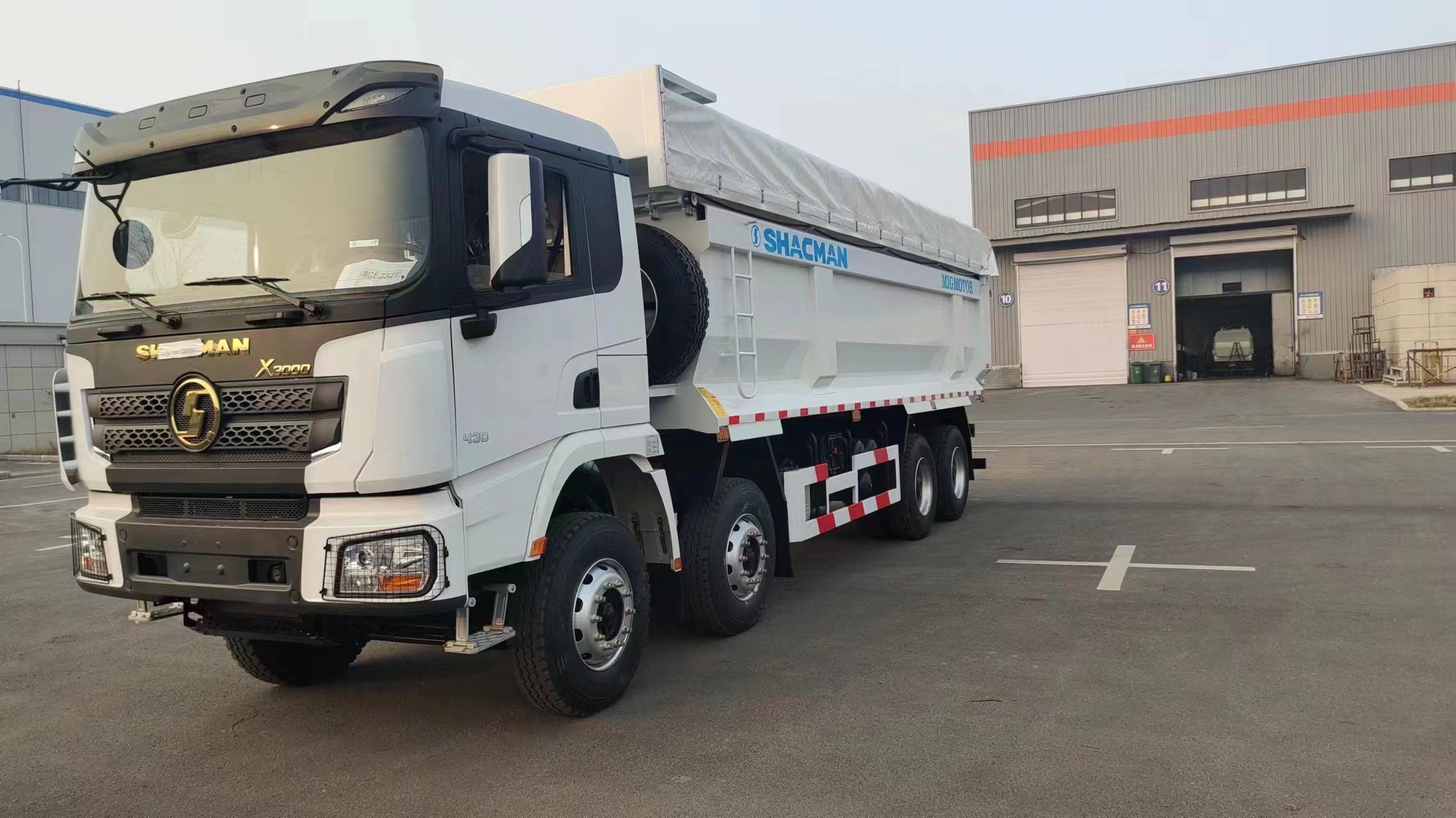 Buy SHACMAN X3000 Dump Truck  8x4 380Hp EuroII White at wholesale prices