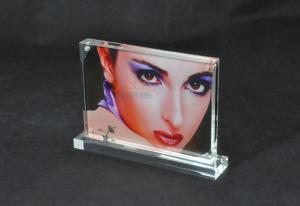 Quality Luxury Acrylic Customized Picture Frames Magnetic Photo Frame Square Block for sale
