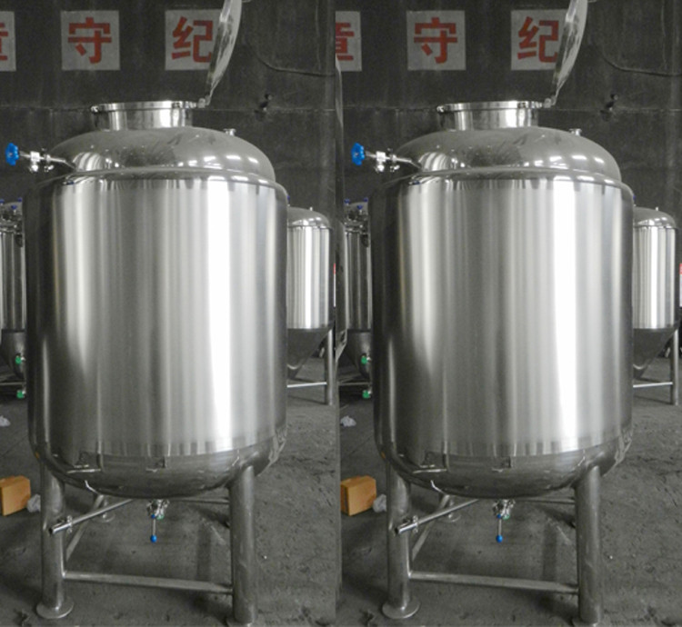 Quality 500L Manual professional Stainless Steel Buffer Tank , Custom Water Tanks for sale