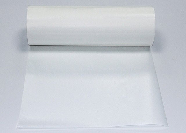 Quality Polyamide Hot Melt Adhesive Film For Textile Fabric 0.08mm 60℃ Hot Water Resistant Glue for sale