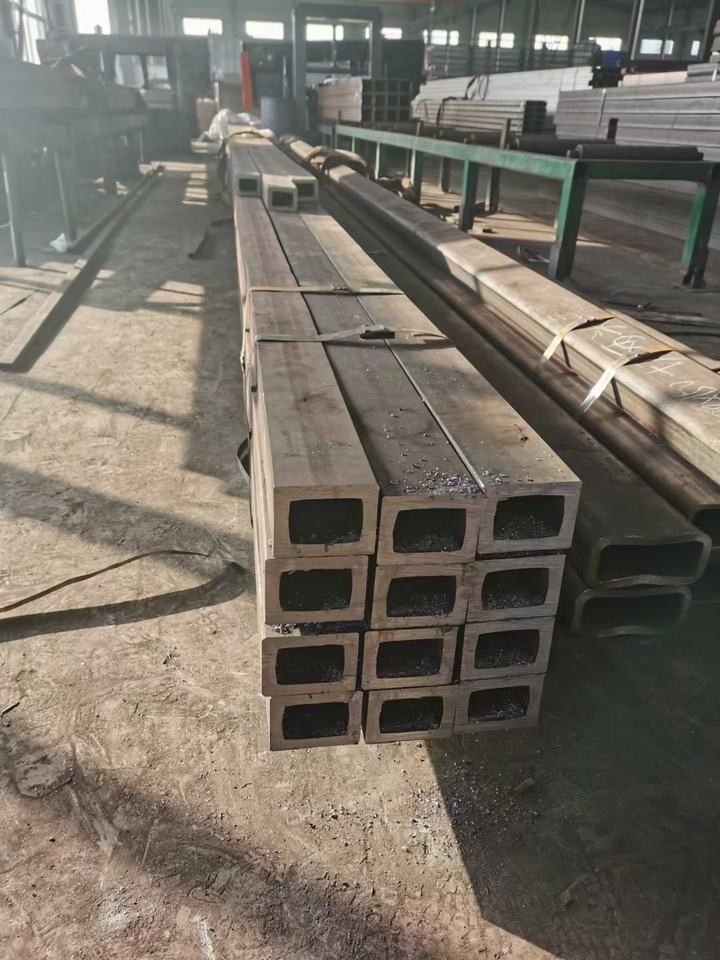 Corrugated Square Steel Tubing 30mm Galvanized Pipe Iron Rectangular for sale
