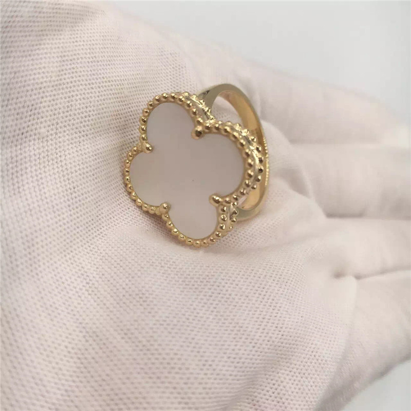 Quality White Mother-Of-Pearl 18K Gold Ring Magic Alhambra Simple Design For Young Ladies for sale