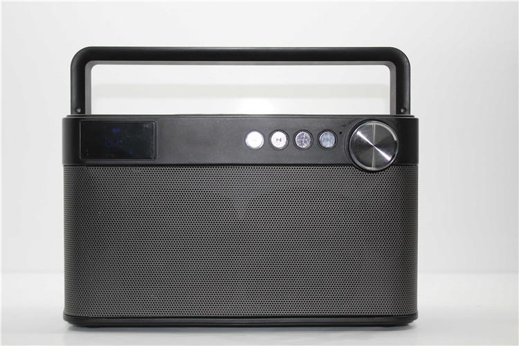 Quality Outdoor Active Rechargeable battery powered PA Speaker With Aux Input / Fm Radio for sale