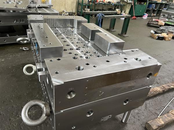 Buy S50C 1.2738 Hasco Mold Base , Plastic Injection Standard Mould Base at wholesale prices