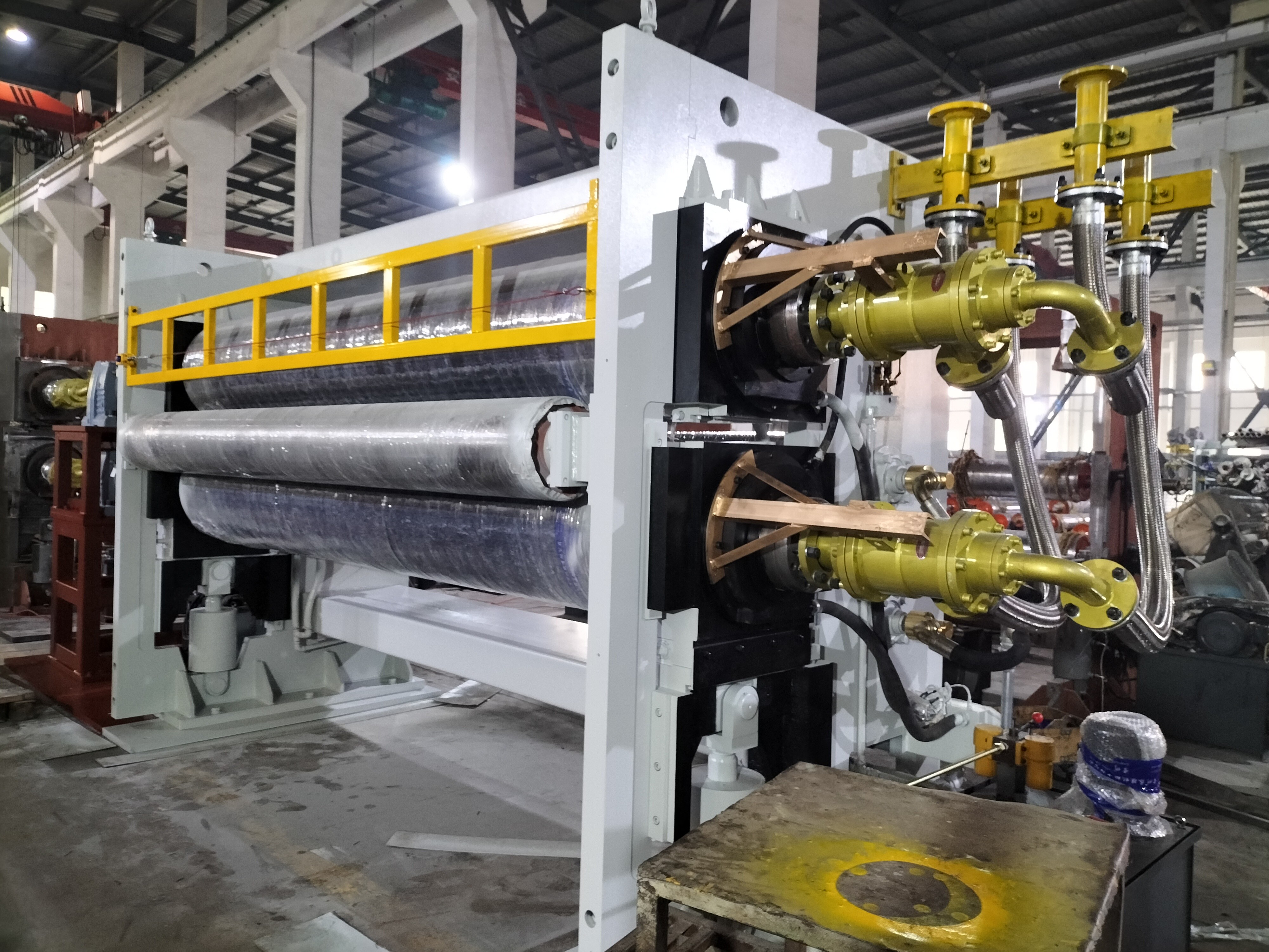 Quality Fabric Embossing 6000mm Calendar Rolling Machine for sale