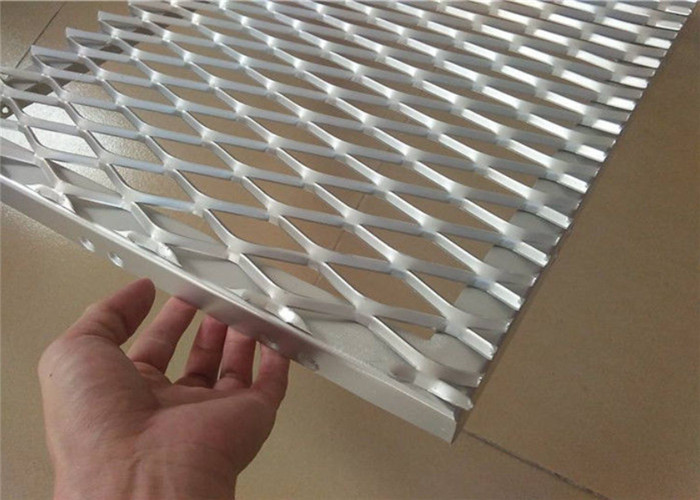 Quality Decorative Woven Expanded Aluminium Mesh Light Weight Facade Cladding for sale