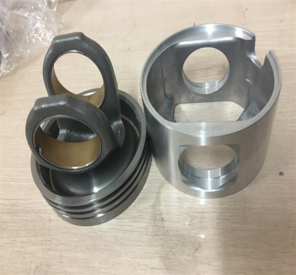 Buy 2P2540 Engine 2P-2540 Sleves 1113712 Piston Set 111-3712 Cylinder Liner 1799770 Piston Ring 179-9770 at wholesale prices
