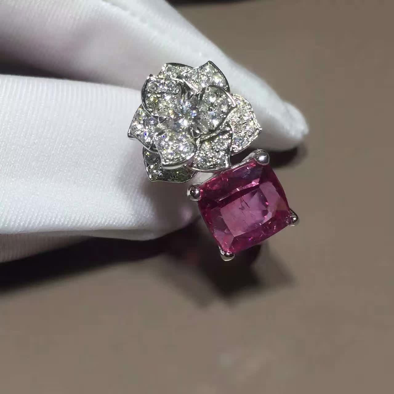 Quality 18K White Gold Piaget Rose Flower Ring G34UU600 With Cushion - Cut Pink Tourmaline for sale
