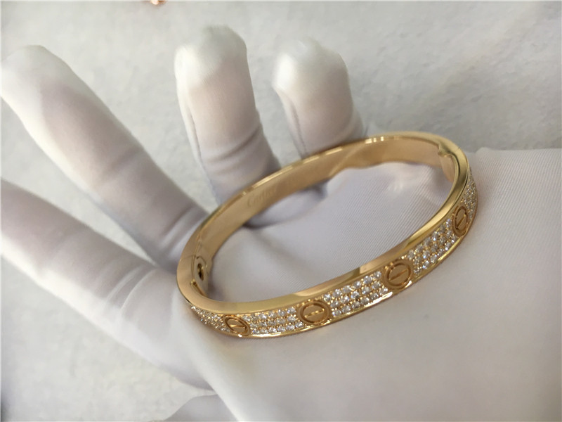 Quality Diamond High End Custom Jewelry  Love Bracelet 18K Yellow Gold for sale