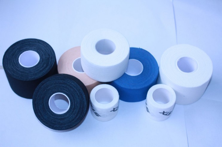 Quality PE Microporous Surgical Paper Tape Hypoallergenic For Bruise , Blue / Black Colors for sale