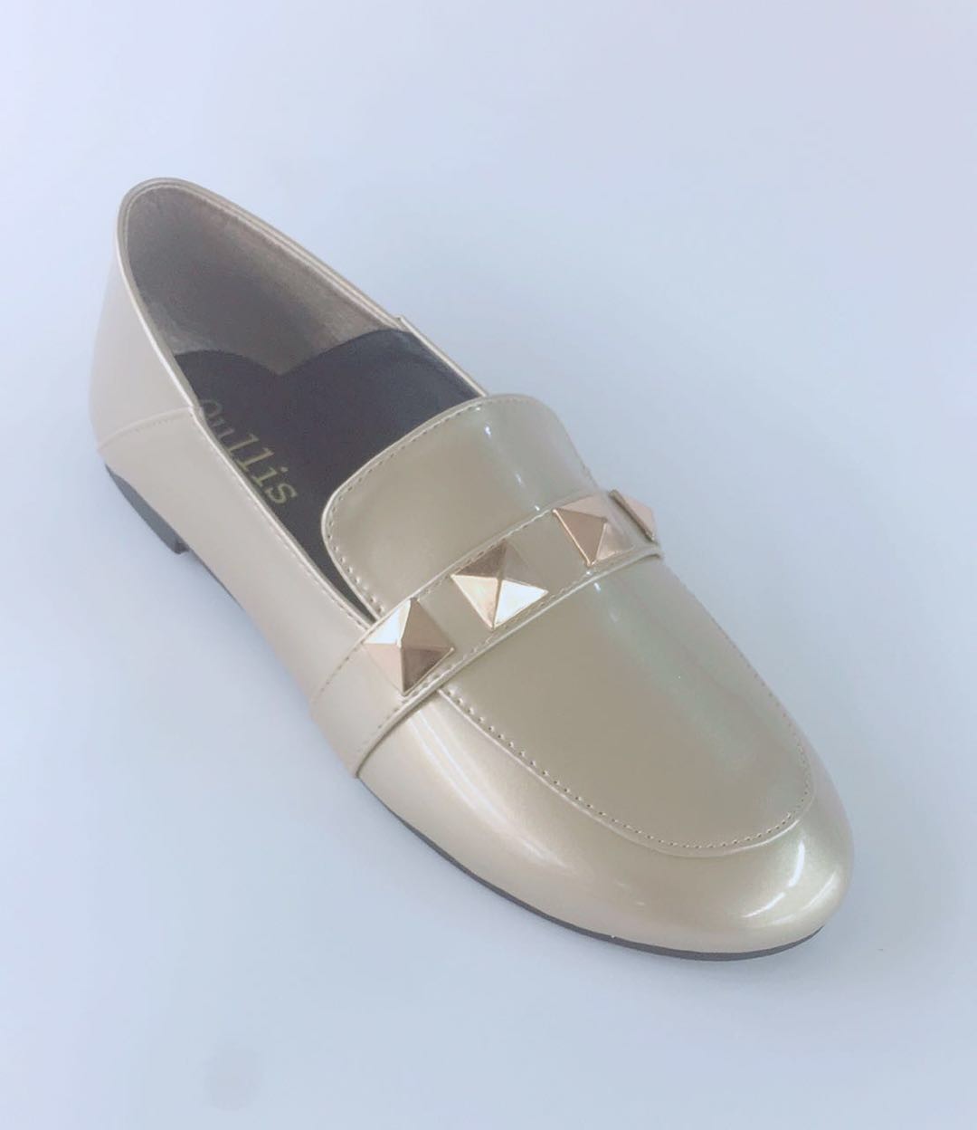 Quality Comfortable gold and black custom logo flat women shoes lady footwear for sale