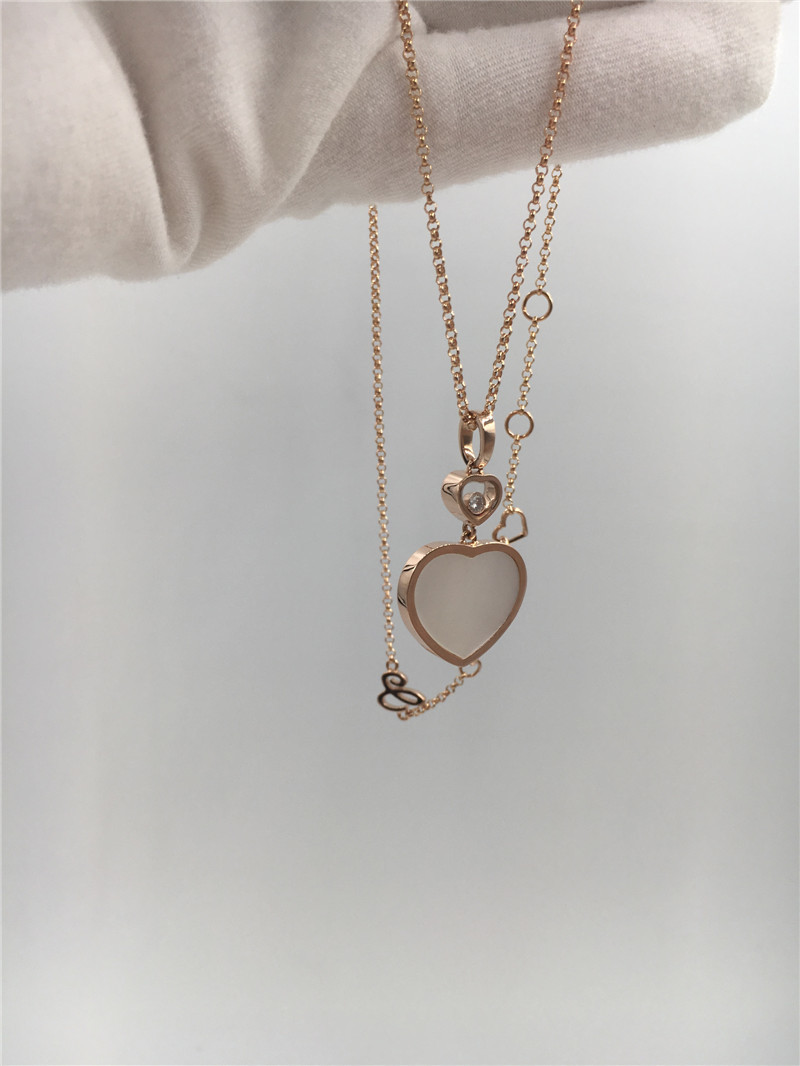 Quality Women'S Natural Diamond Heart Pendant 18K Gold 45cm Length With Handmade for sale