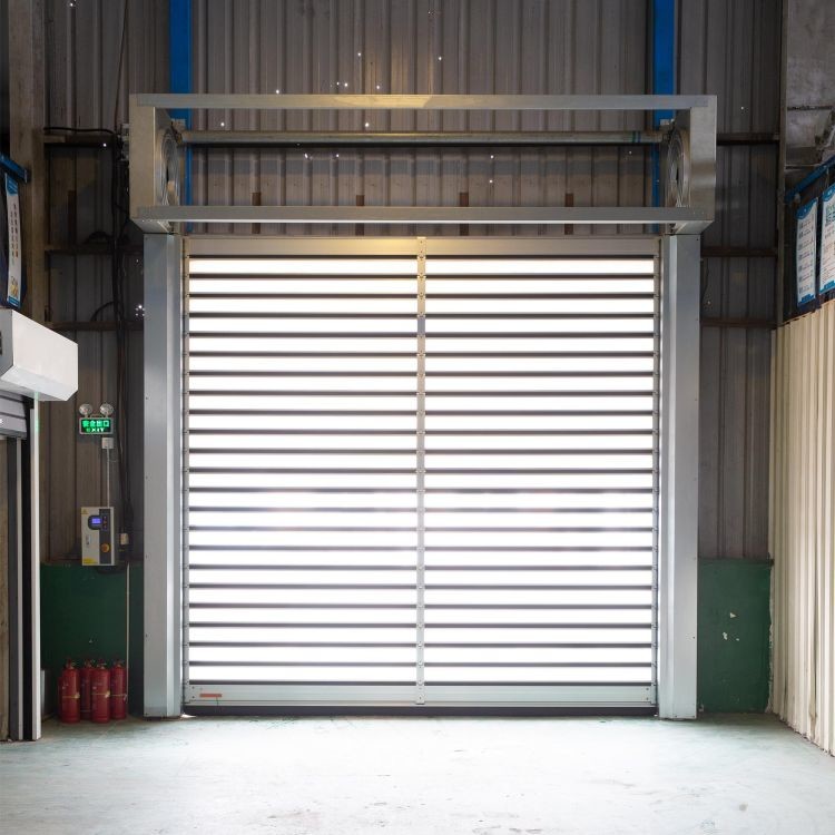 Quality Electric Roller Garage Doors 304 Stainless Steel Frame Closing Speed 0.2m/s for sale