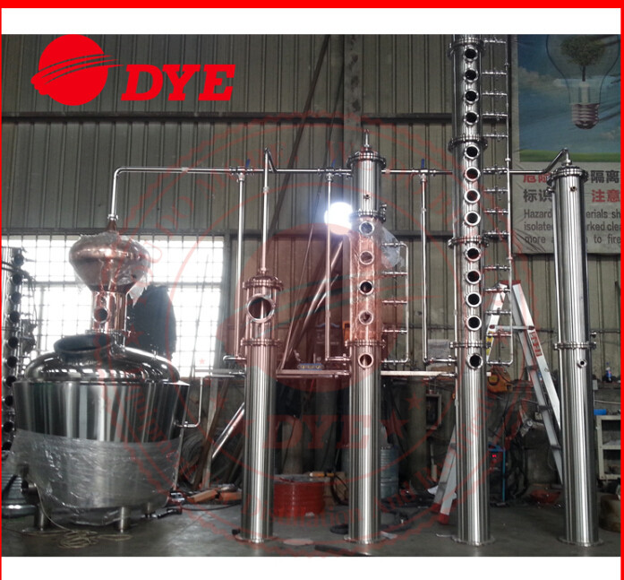 Quality 200L - 5000L Red Copper Alcohol Distiller , Whiskey Distilling Equipment for sale