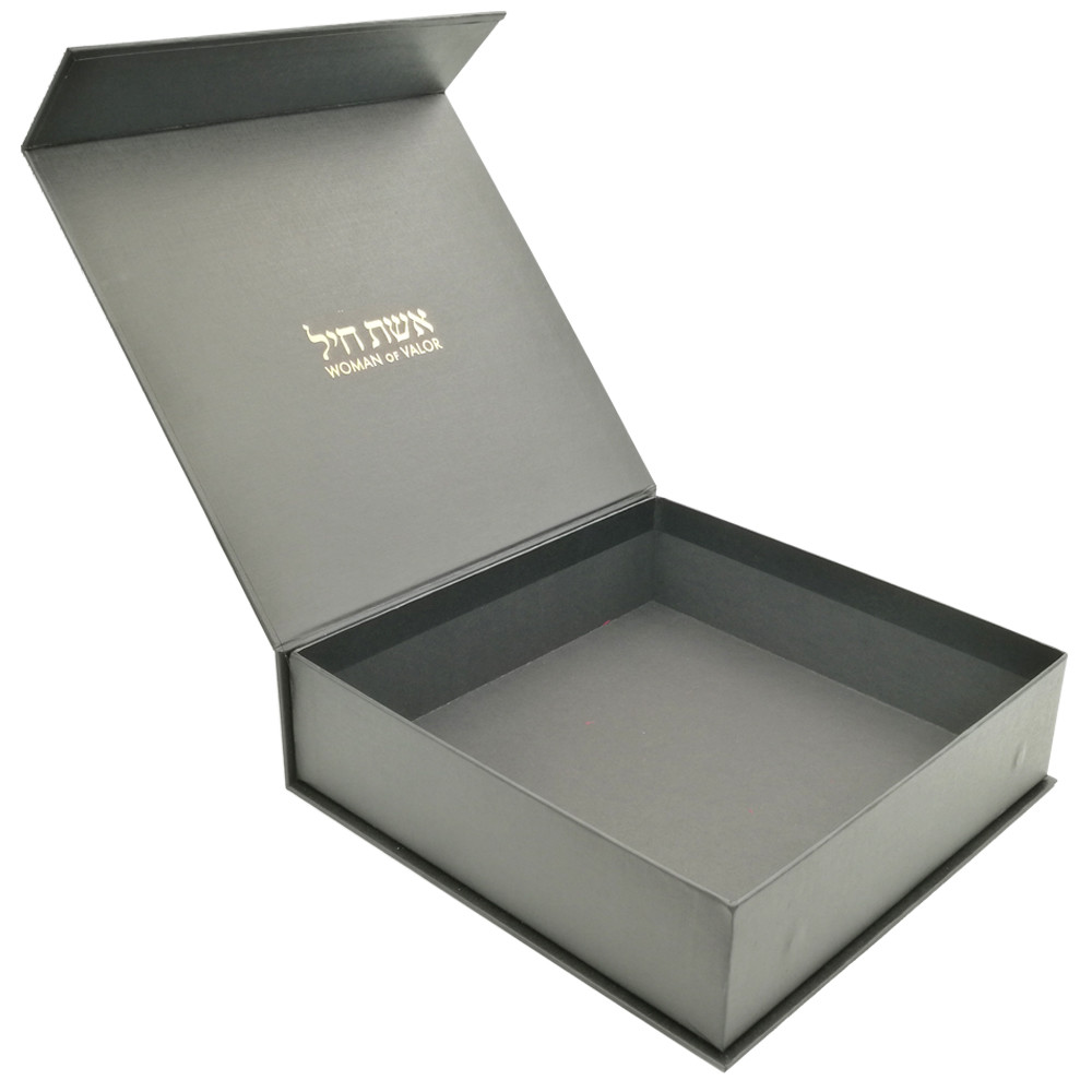 Quality CCNB 250gsm Magnetic Closure Hard Gift Boxes Aqueous Coating for sale