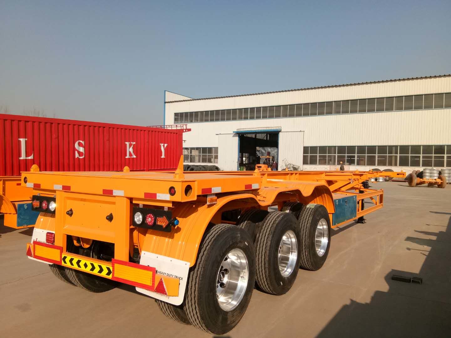 Buy Tri Axle 50T Container Skeleton Trailer Skeleton 40ft Container Trailer at wholesale prices
