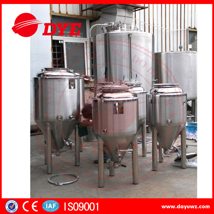 Quality Durable Beer Brewing Equipment Conical Fermenter 50mm 80mm 100mm Thickness for sale