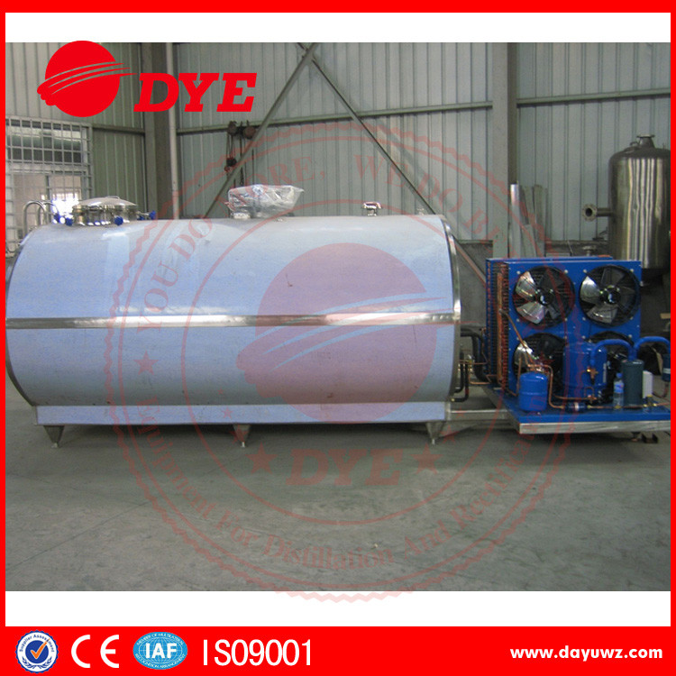 Quality Large Scale Stainless Steel Horizontal Milk Cooling Tank 380v / 220v 2000L for sale