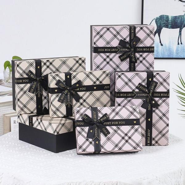 Rigid Cardboard Paper Packaging Carton Box, Luxury Apparel and Shoes Gift Box