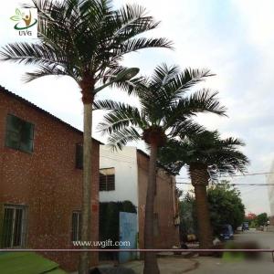 China UVG Wedding favors large outdoor artificial palm trees wholesale for garden decoration on sale