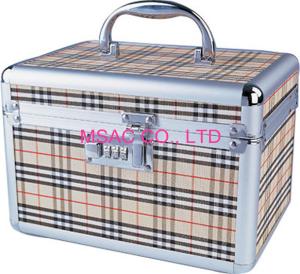 Quality Small Aluminum Makeup Train Case, Aluminum Cosmetic Carrying Boxes for sale