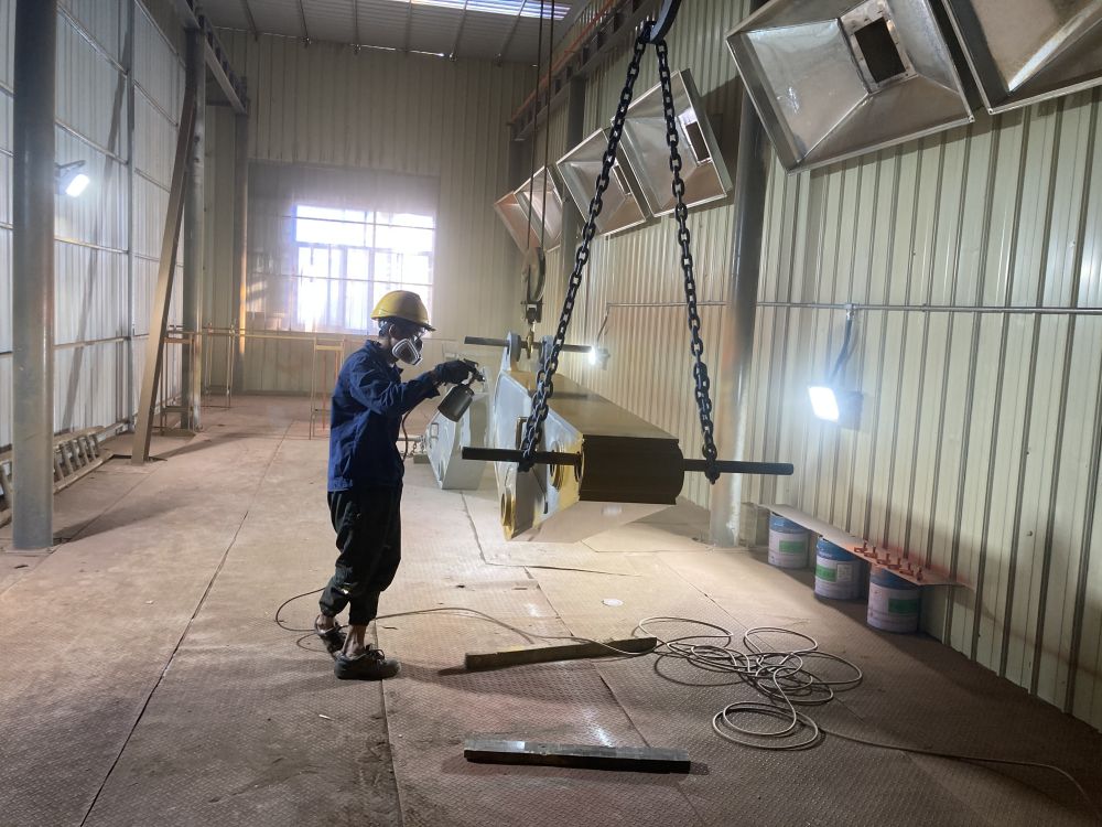 Excavator extension arm and port dredging designed for river dredging