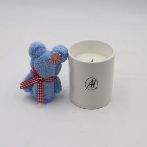 China Aroma Sensation Scented White Ceramic Candle With Wood Wick on sale