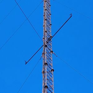 Steel Bar Triangular Radio Telecom Guyed Wire Tower
