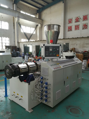 Plastic Recycling PVC Pipe Extrusion Line Manufacturing Machine