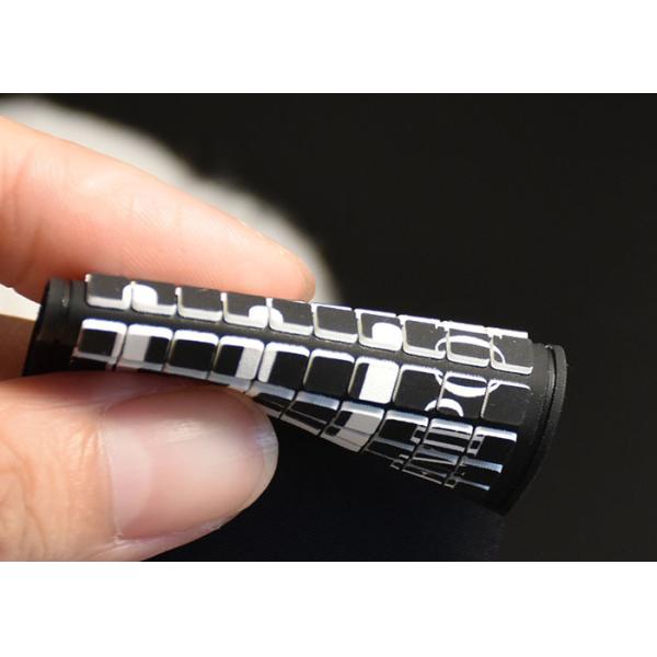 Twill Printed 1mm Washable Clothing Labels Custom Silicone Logo