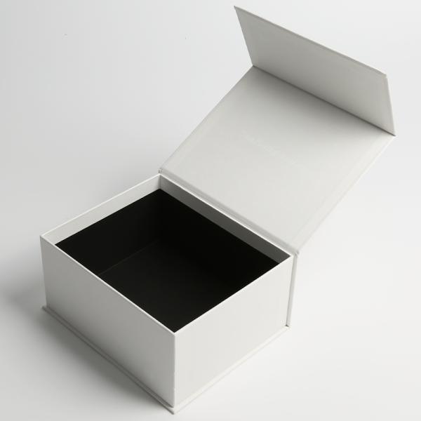 Foldable Magnetic Closure Gift Box Custom Printed Luxury Cardboard Packaging Box