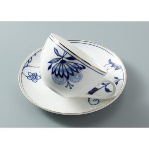 OEM ODM Glossy Surface 45% Bone China Dinnerware Set