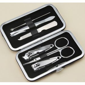 Quality 6 in 1 manicure tools kit for sale
