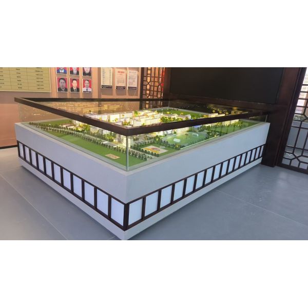 High School Campus Model School Scale Model 1:100 With Scenic Landscaping