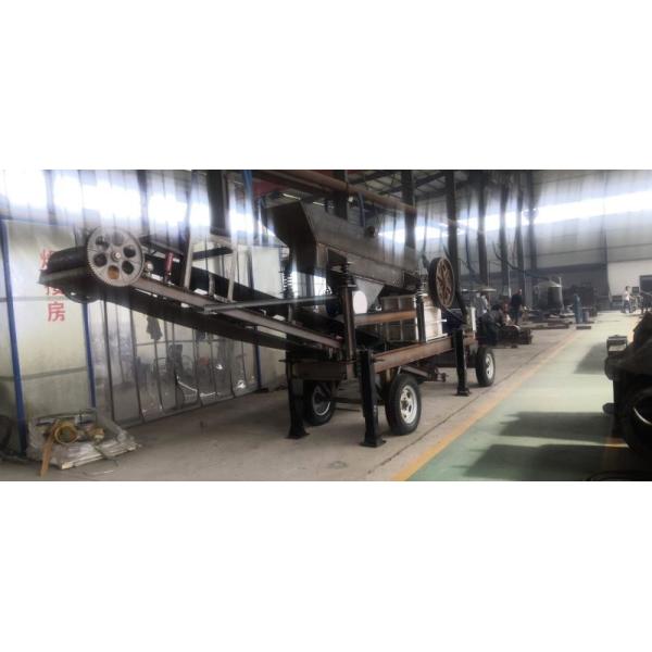 clinker 30TPH Mobile Jaw Crusher Machine Three Stages Crushing