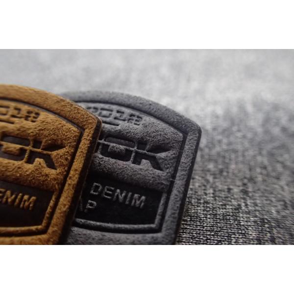 3D Snow Suit Micro Fiber Woven Clothing Labels Embossed Patches