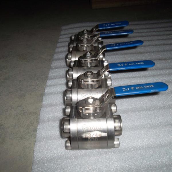 NPT Ends Connection Forged F316 Three Piece Ball Valve