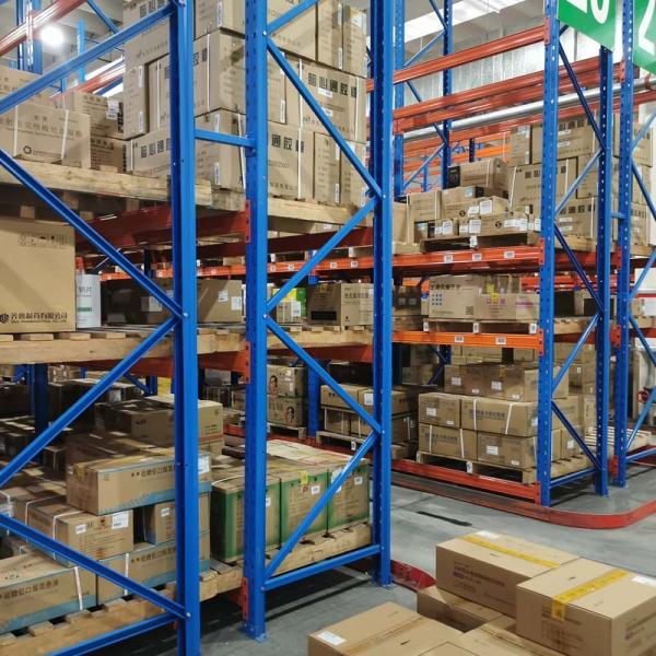 Steel Customizable VNA Very Narrow Aisle Racking For Narrow Aisle Pallet Shelf In Metal Material