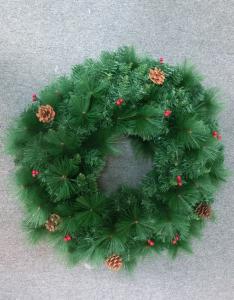 China DIAMETER 60CM MIXED LEAF CHRISTMAS WREATH (BERRIES AND PINECONE DECORATIONS) on sale