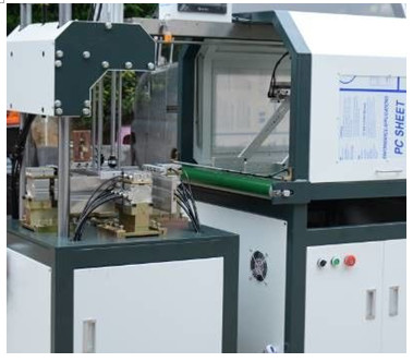 Automatic Gift Box Pressing Air Bubbles Machine