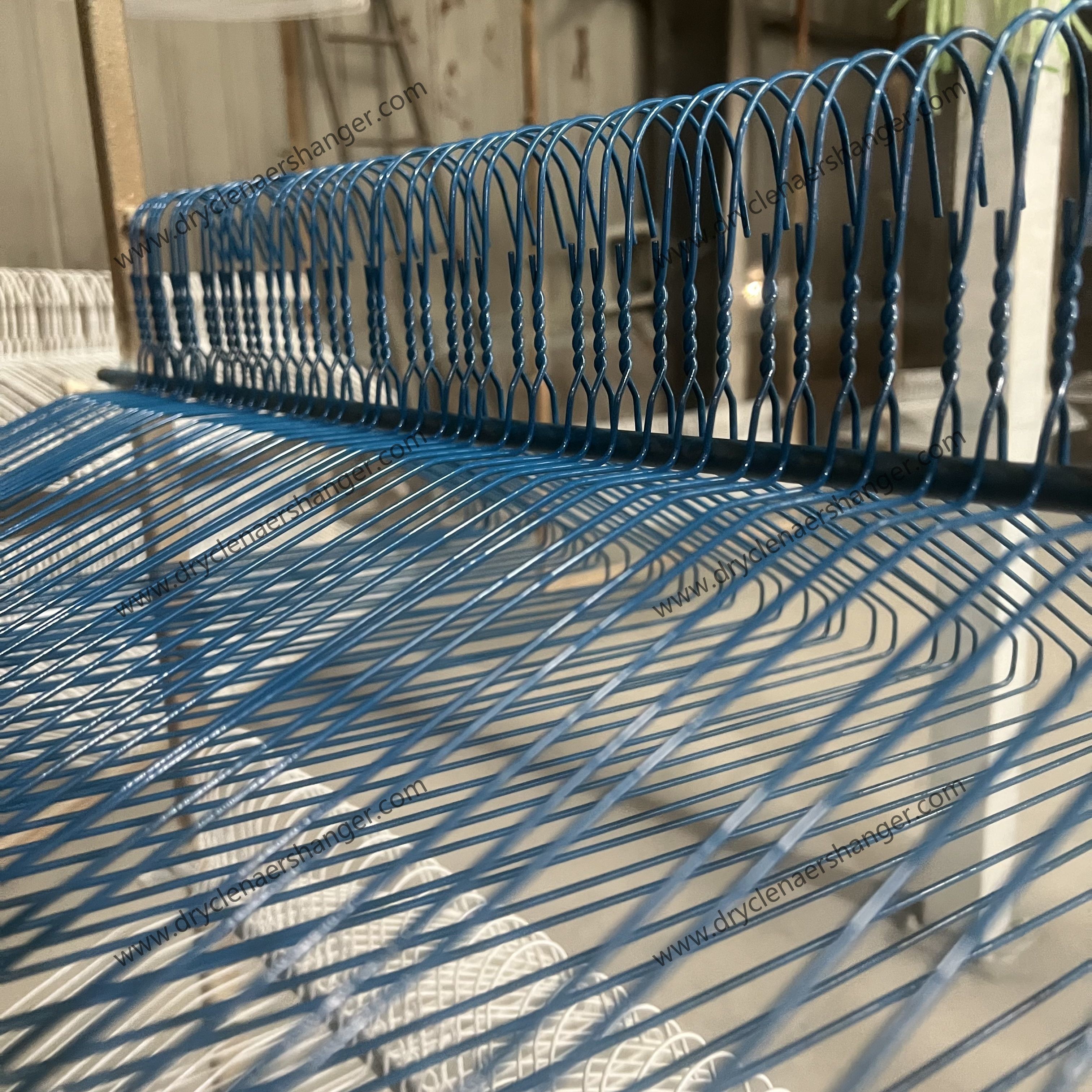 16 Inch 14.5 Gauge Wire Laundry Hanger Disposable With Multiple Color Choices