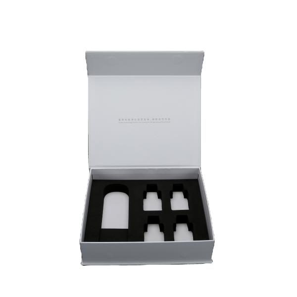 Customized Foldable Magnetic Closure Gift Boxes for Candle and Perfume Shipping