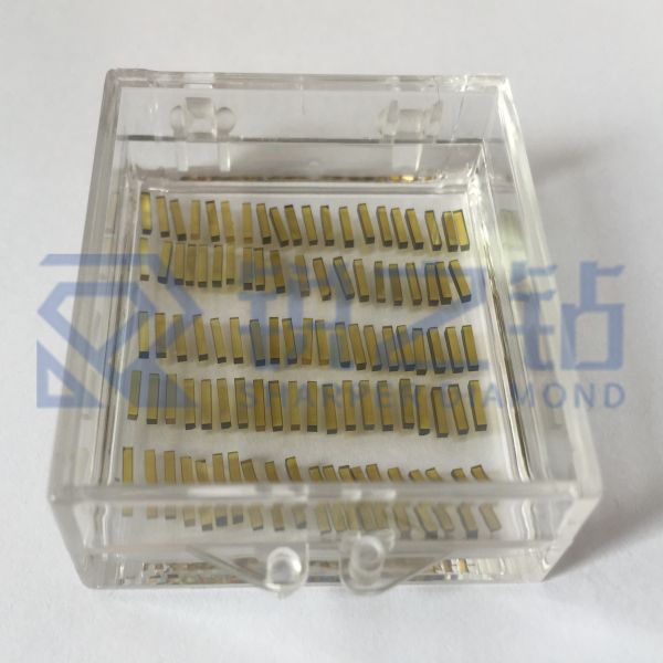 SCD11 4x0.6x0.6mm Yellow HPHT Diamond Plate With Full Four 90 Degree Corners