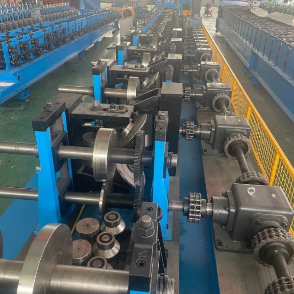 High Speed Full Automatic C Channel Making Machine For Steel Structure Buildings