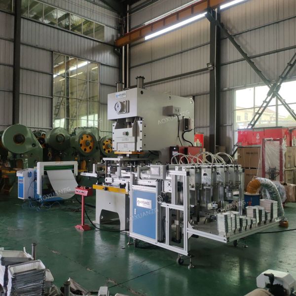 Aluminium Foil Container Pneumatic Punching Machine 63T Semi Auto With Feeder