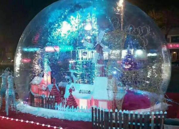 Buy PVC Clear Giant Inflatable Show Ball , Inflatable Snow Globe For Christmas Promotion at wholesale prices