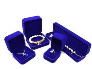 China Blue Flocked Jewelry Velvet Box Bracelet / Ring Glossy Varnishing Gift Boxes on sale