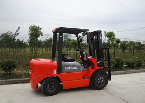Buy Automatic Transmission Power Lift Forklift , Industrial Pallet Handling Equipment at wholesale prices